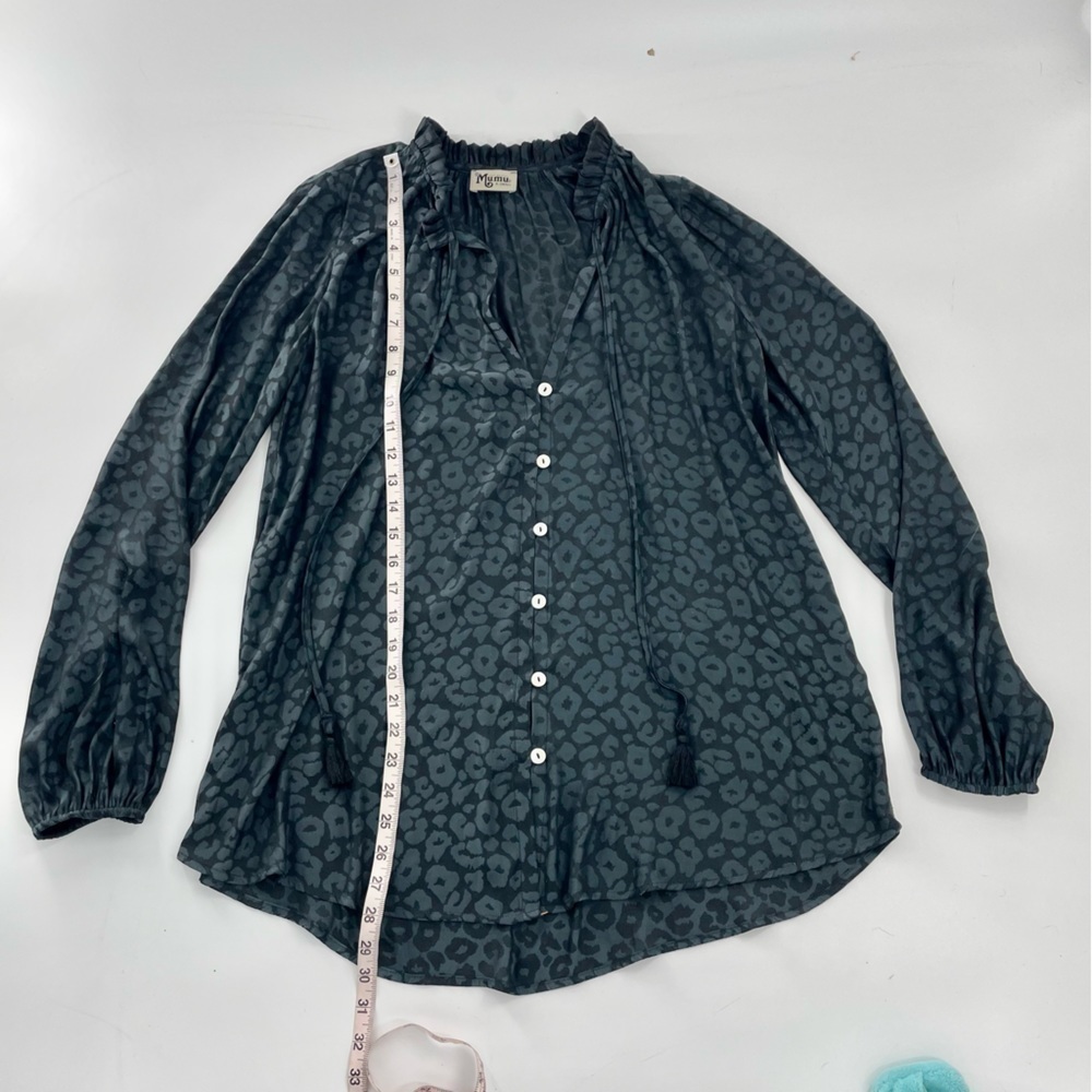 Show Me Your MuMu Alicia Tunic Satin Black Grey Cheetah Print Boho Button Up Top - Picture 3 of 8